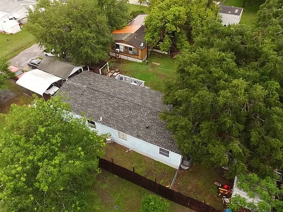 3rd image of 6250 Pershing Ave