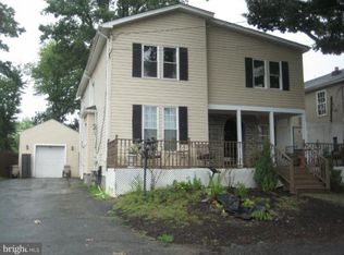 9522 Lanham Severn Rd, Lanham, MD 20706