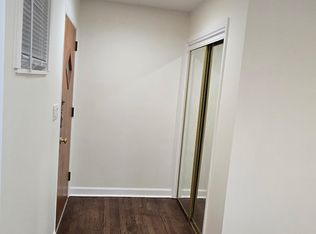 60 N Broadway St APT 2N, Des Plaines, IL