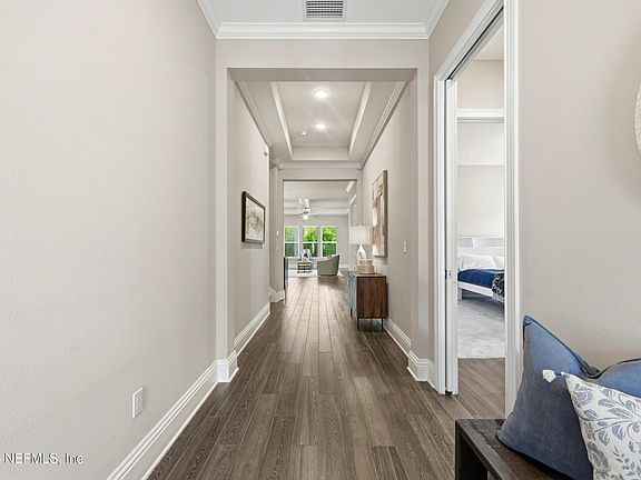 4th image of 132 CLARENDON Road