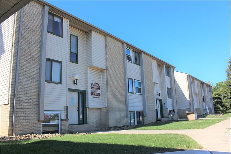 1st image of 623 Lovers Ln #A8