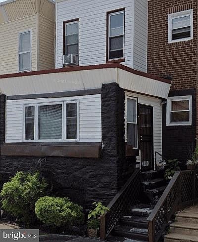 1st image of 2038 W Spencer St