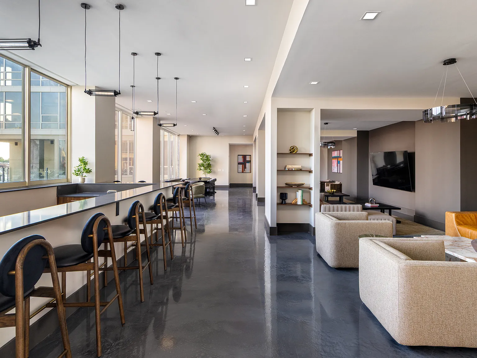Hudson House West — Photo 2