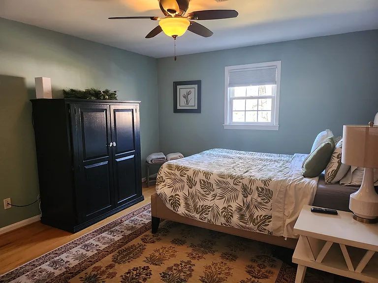 Master Bedroom for rent