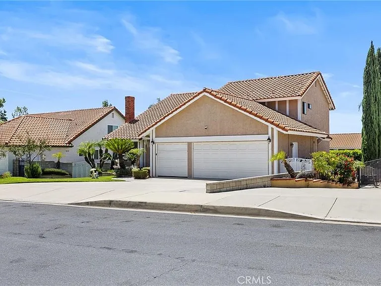 11109 Cedar Creek Dr — Photo 4