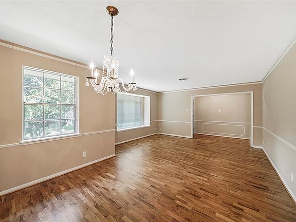 4th image of 4406 Rosebay Dr