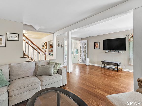 3rd image of 205 Cottage Street