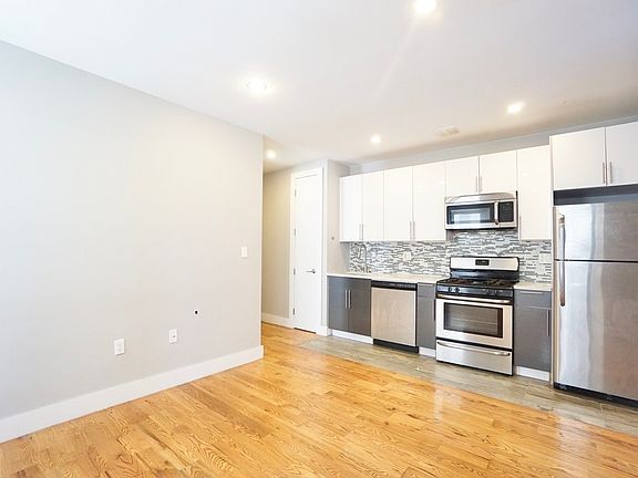 4th image of 611 W 148th St APT 22-A