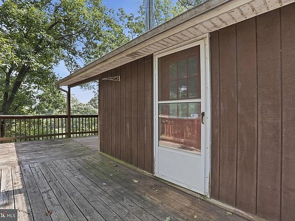 3rd image of 2619 Audubon Rd