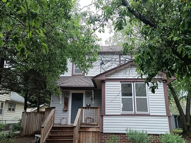 1705 N Church St — Photo 1