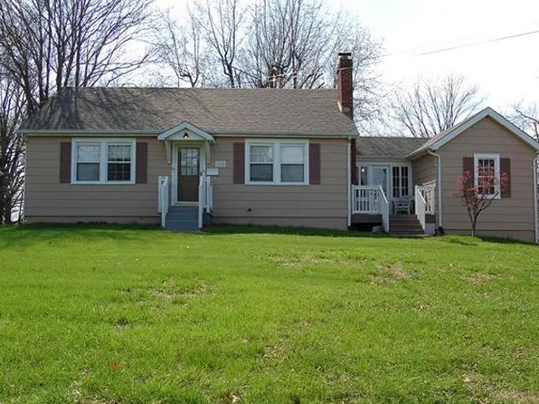 2060 Washington St, Florissant, MO 63033