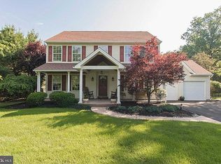 105 Leapson Ln, Lansdale, PA 19446