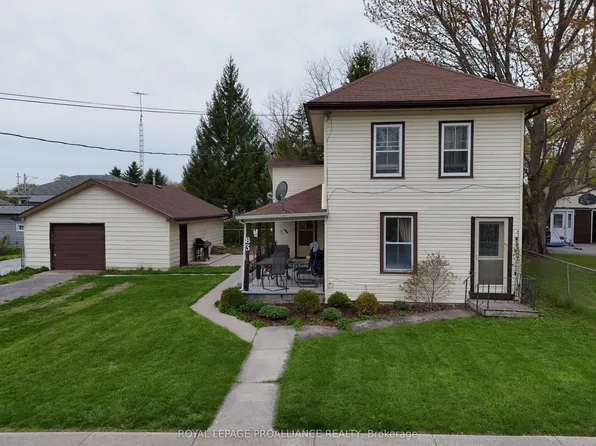 83 College St, Deseronto, ON K0K 1X0