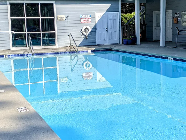 The Park at Three Oaks Apartments — Photo 6