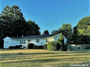 33 Jarvin Rd, Port Jefferson Station, NY 11776