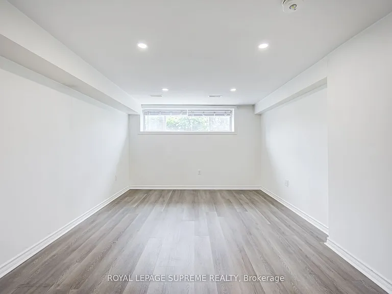27 Dalrymple Dr — Photo 10