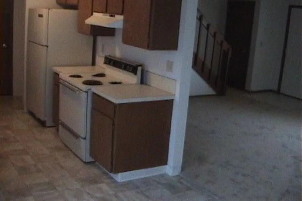 Spacious Three Bedroom Townhome with Attached Garage!! — Photo 2
