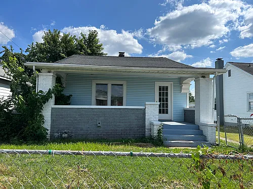 1139 E Columbia St Photo 1