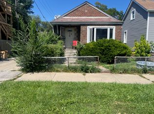 116 E 110th St, Chicago, IL 60628