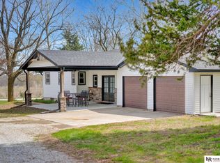 614 S 2nd Rd, Bennet, NE 68317