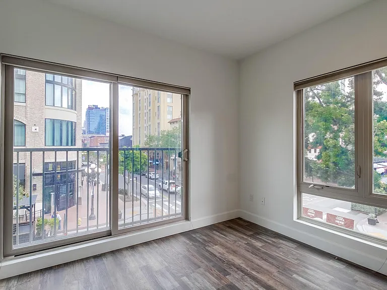 450 J St #3131 — Photo 9