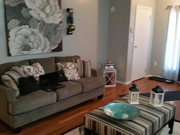 2nd image of 512 Kaitlyn Ct