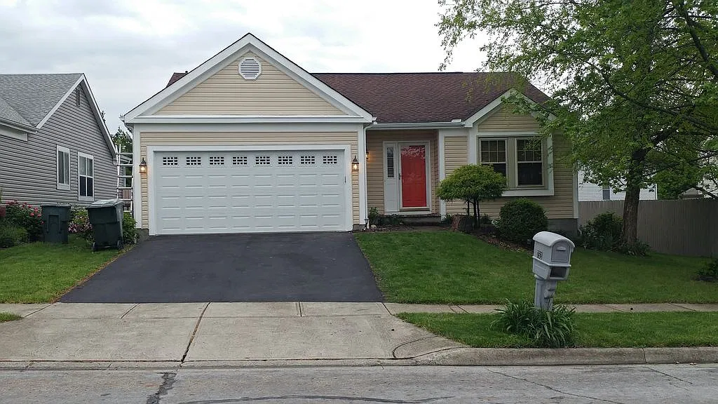 4 bed, 2200 sqft, $2,295 — Photo 1