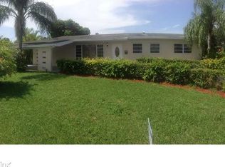10321 SW 44th St, Miami, FL 33165