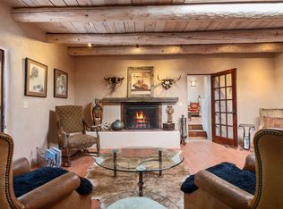 6 Los Anayas Ln, Lamy, NM 87540