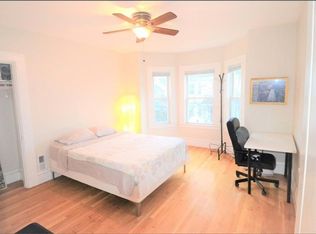 94 Cushing St UNIT 3, Waltham, MA 02453