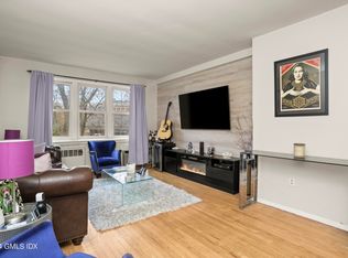 52 Lafayette Pl APT 3I, Greenwich, CT 06830