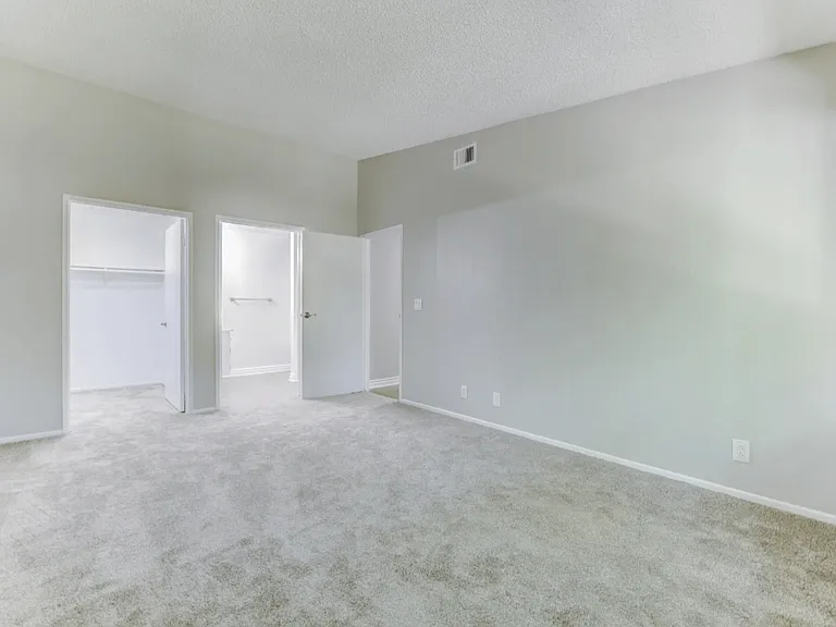 Gladstone Ridge Apartments — Photo 19