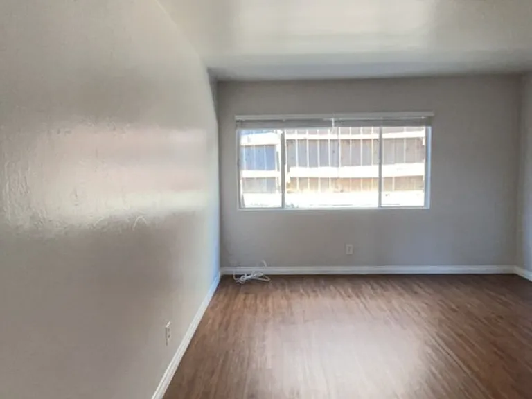 400 Ferrini Rd #4 — Photo 7