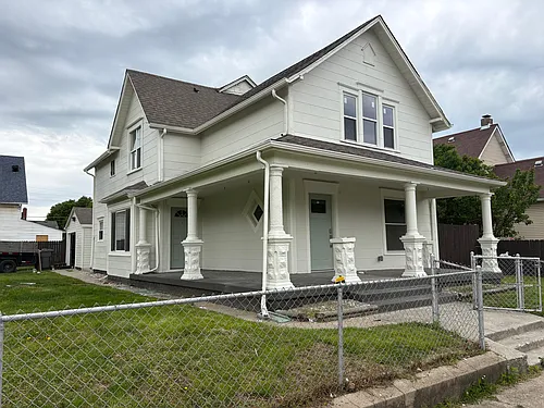 922 Marion Ave Photo 1
