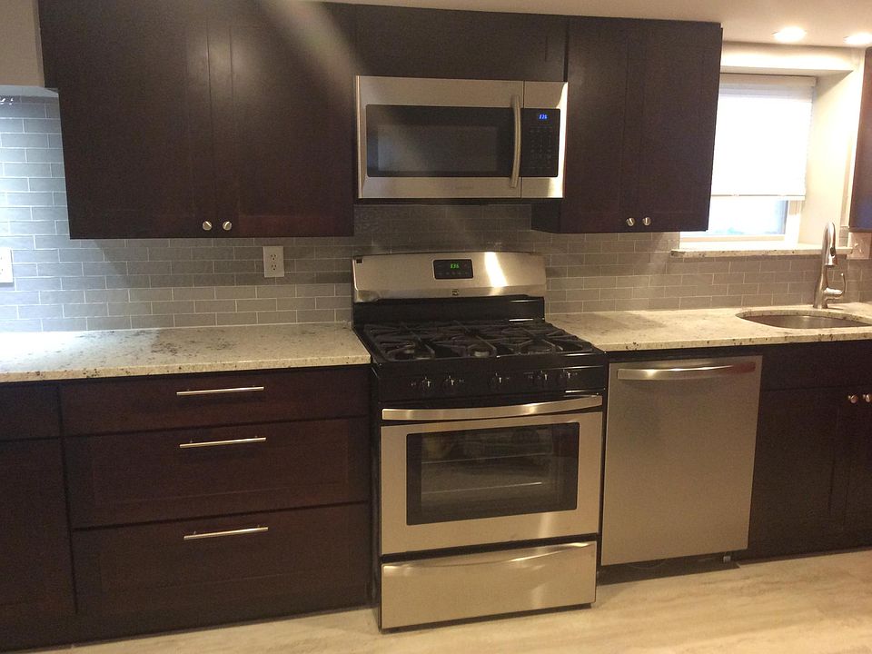 1st image of 5325 N Manila Ave
