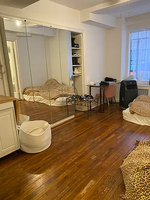 Rented by Compass | media 9