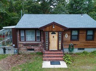 10 Buzzards Bay Dr, Plymouth, MA 02360