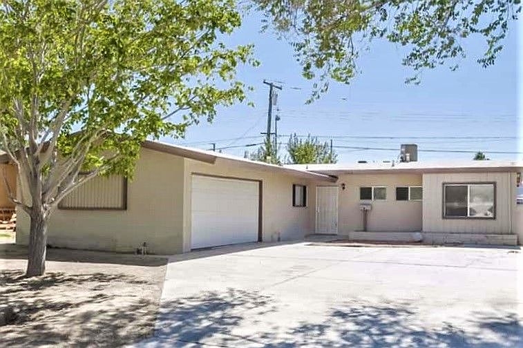1st image of 1026 W Avenue J14