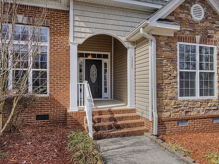 5385 Rose Glen Ct — Photo 33