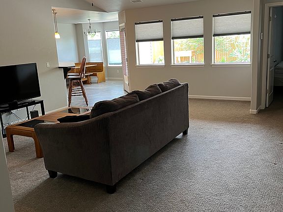 4th image of 1242 Bighorn St
