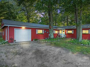 7690 E Howard City Edmore Rd, Vestaburg, MI 48891