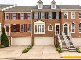 136 Roland Ct SW, Vienna, VA 22180