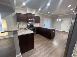 Deane Sang Townhomes, Fayetteville, AR 72703