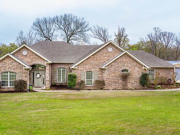 2nd image of 335 Cypress Creek Dr