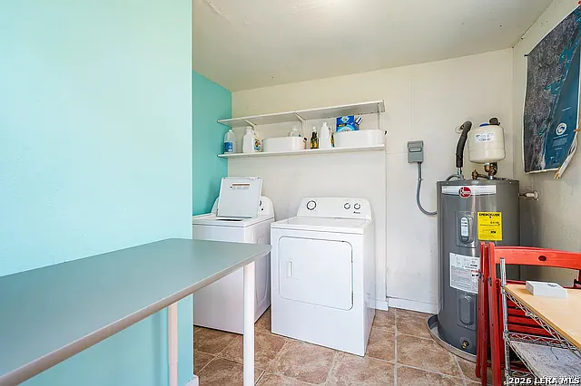 513 W Rosewood Ave — Photo 17