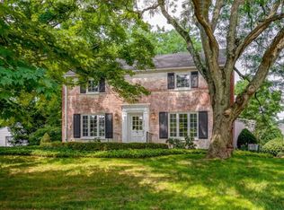 2104 Elgin Rd, Columbus, OH 43221