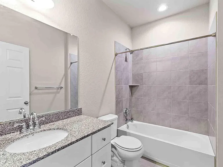 11724 Saddle Rock Dr — Photo 21