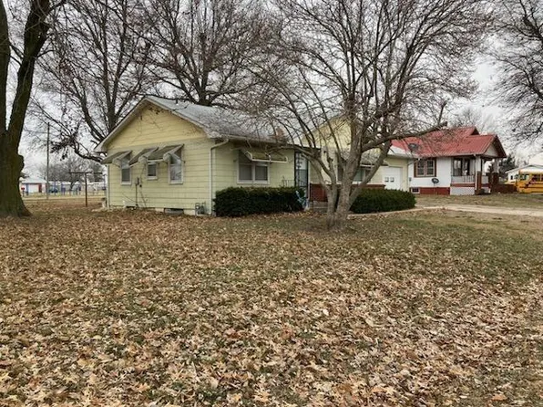 307 High St, Lancaster, KS 66041