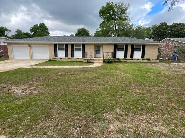 6906 Olsen Rd, Pensacola, FL 32506