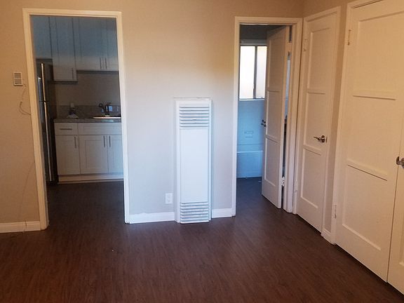 3rd image of 5254 E The Toledo APT 04